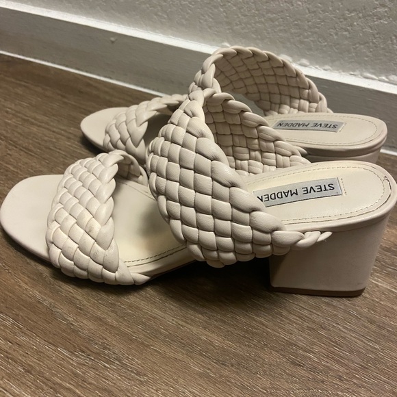 Daphnee braided block heel sandal - Picture 4 of 7